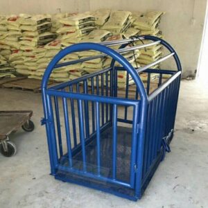 portable animal weighing scale with anti-slip rubber pads