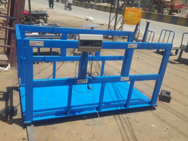 Veterinary weighing scales