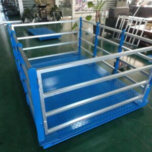 Livestock weighing scale for farm use
