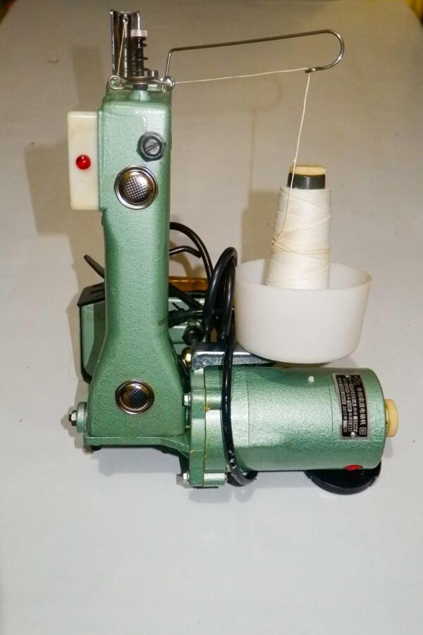 Bag closer sewing machines