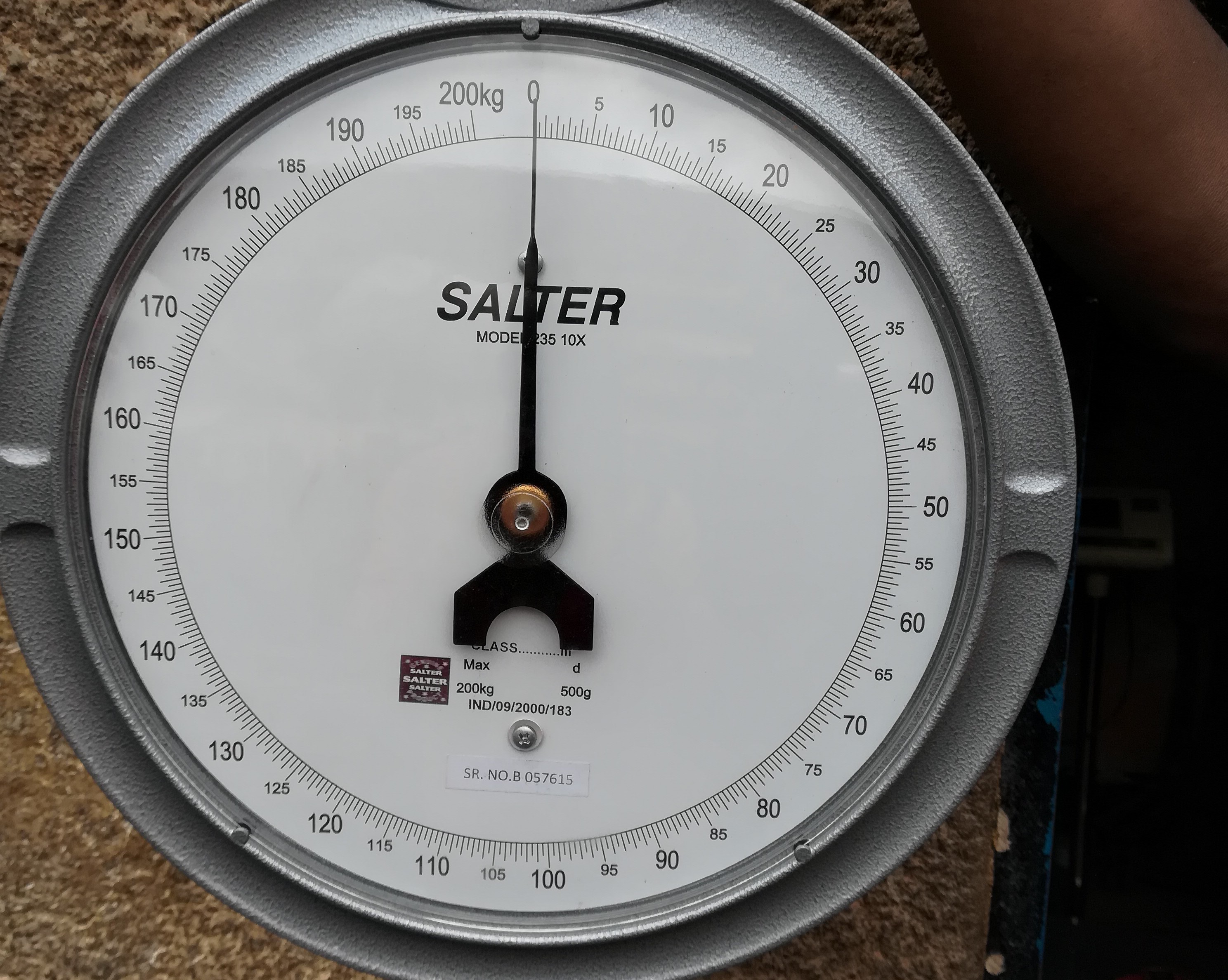 Mechanical metallic dial